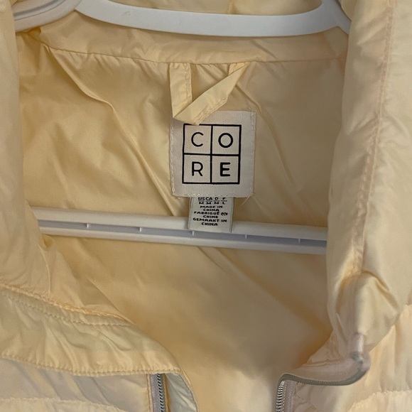 Women's Cream Puffer Vest - Picture 2 of 2